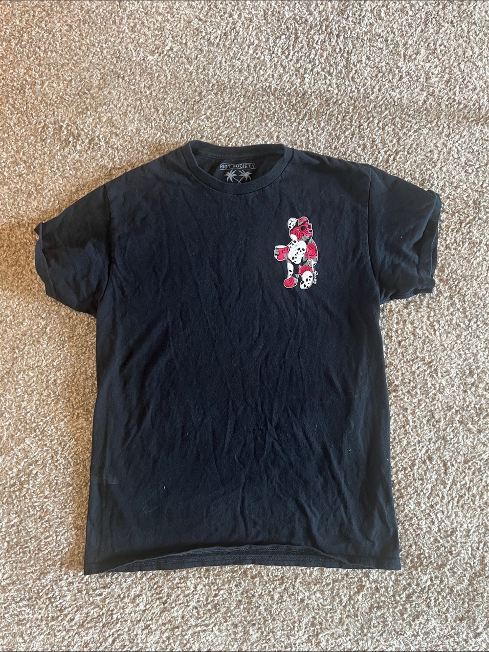 riot society Black Tee with Red & White Skull Cluster Graphic